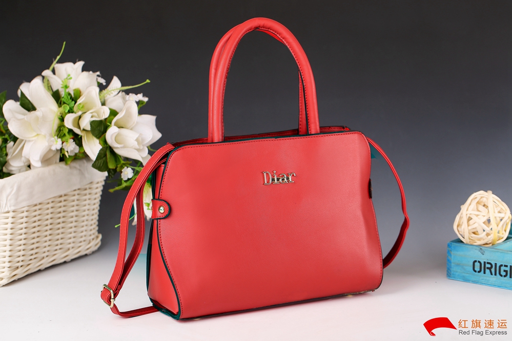 16588031843719.jpg 攝圖網(wǎng)_500766878_時尚女包(企業(yè)商用)_副本.jpg